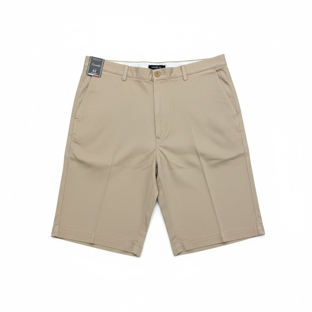Size 42 Roundtree Yorke Beige Cotton Blend Solid Shorts