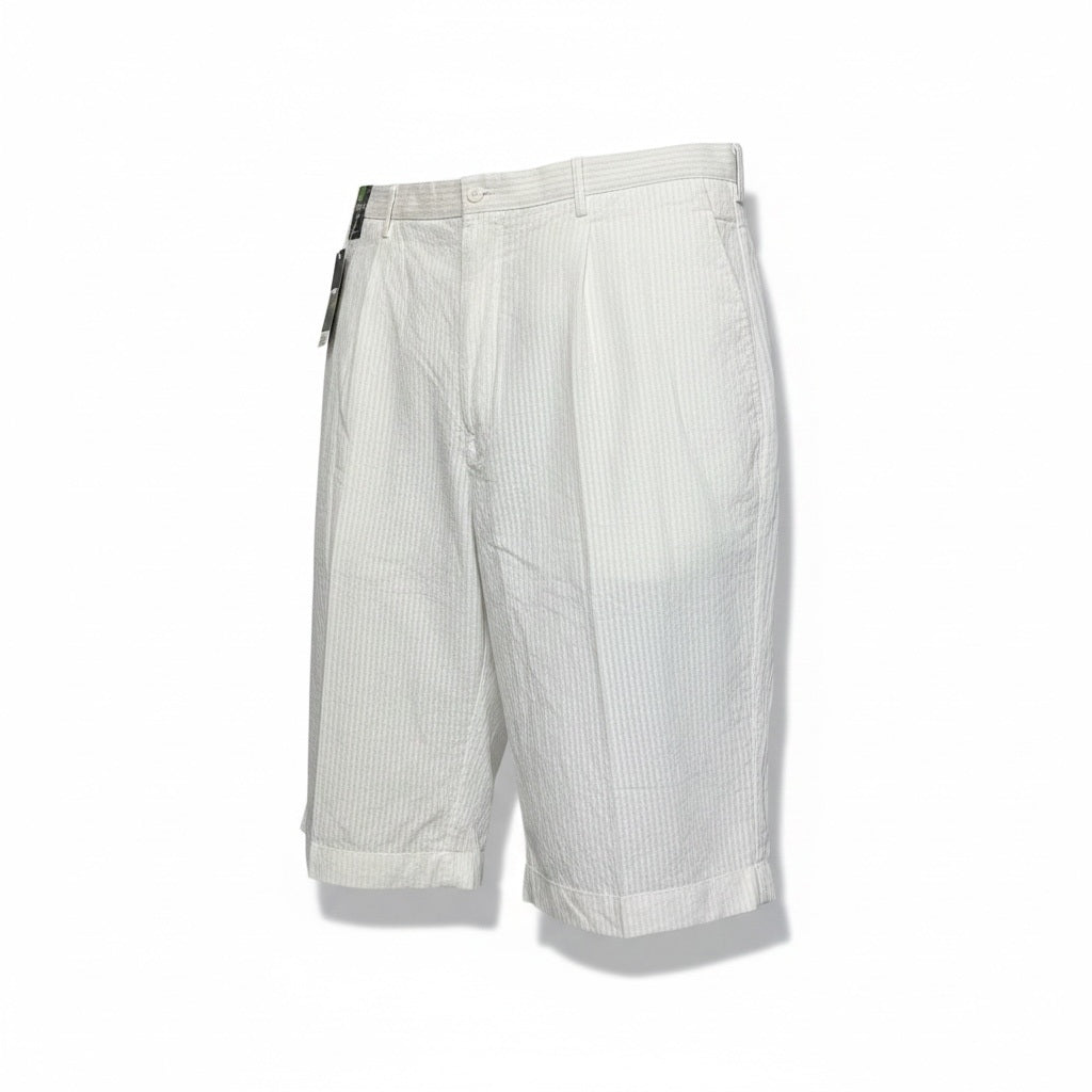 Size 42 Trust White Cotton Quilted Shorts